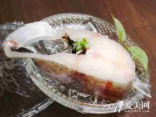  剩饭加热易致消化不良 7种食物最伤肠胃 