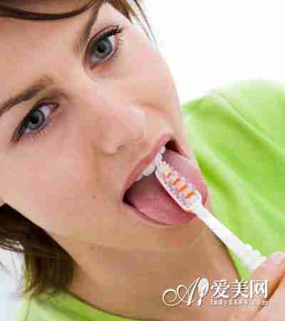  口臭暗示身体4种病 简单3招 搞定口臭 