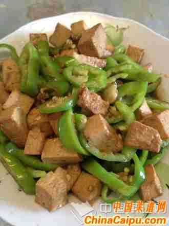 这样炒豆腐一点都不会碎！