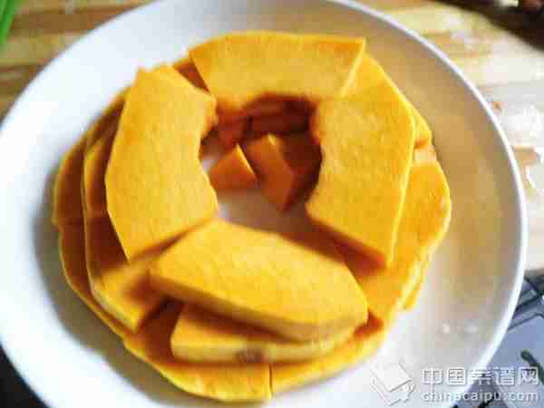 香辣虾仁蒸南瓜