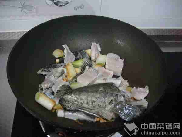 酸菜鱼