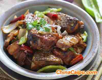 酱焖五花肉梭鱼