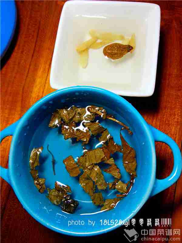鱼腥草麦冬炖鸡汤